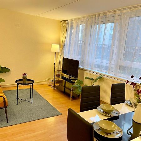 3Br Central London Close Station Екстер'єр фото