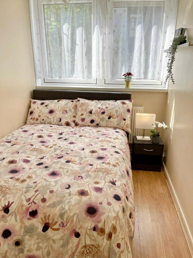 3Br Central London Close Station Екстер'єр фото