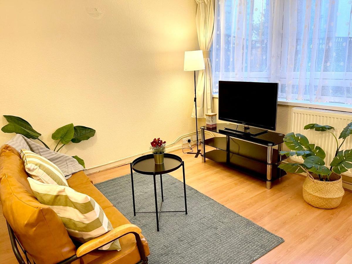 3Br Central London Close Station Екстер'єр фото